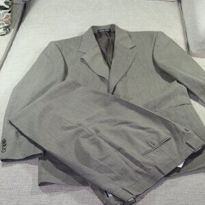 Kilburn and Finch Light Brown Suit 40L